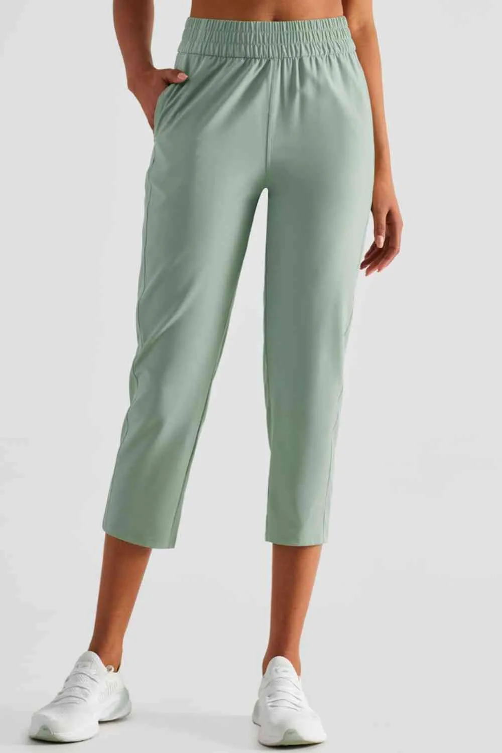 Elastic Waist Cropped Sports Pants