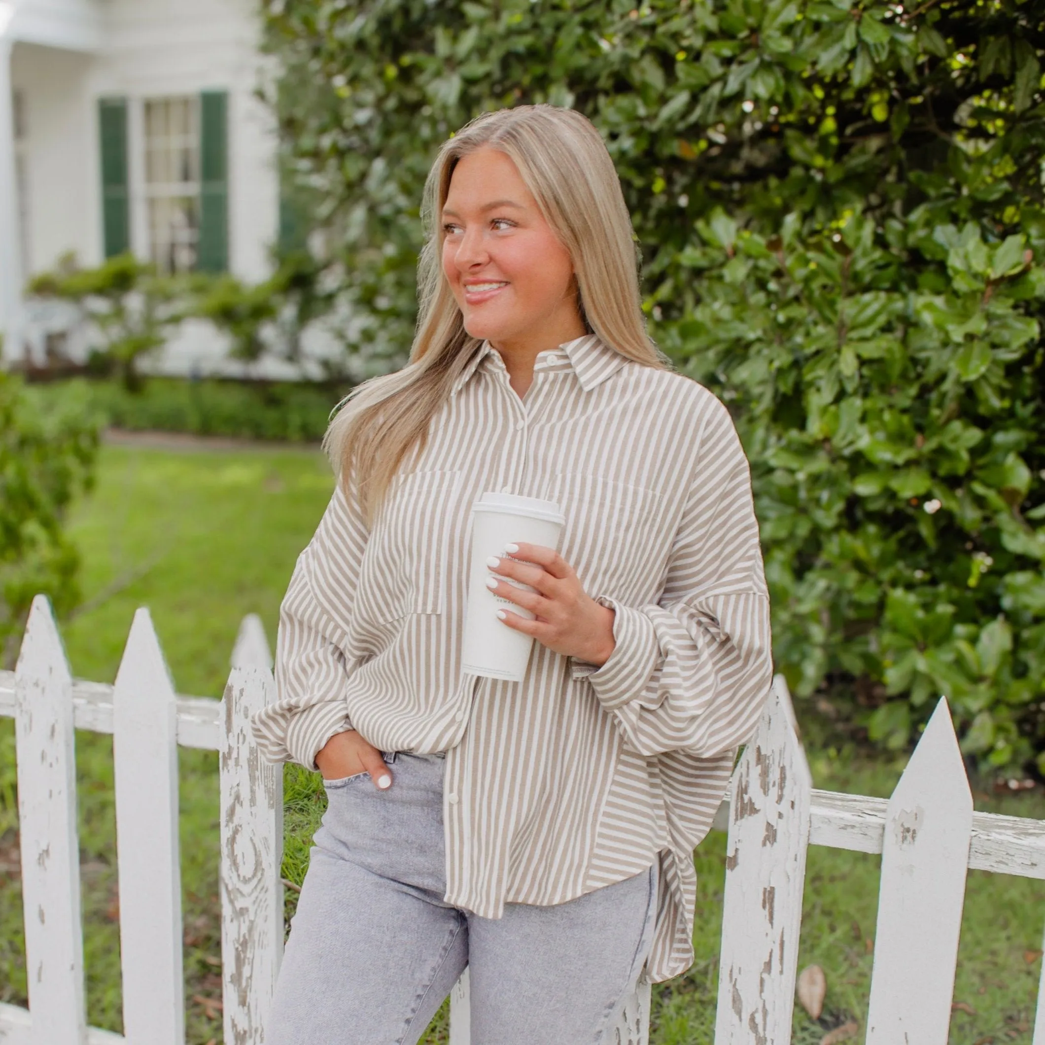 WOMEN'S OVERSIZED STRIPED TOP